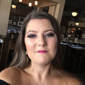 Meet your Posher, Mallory